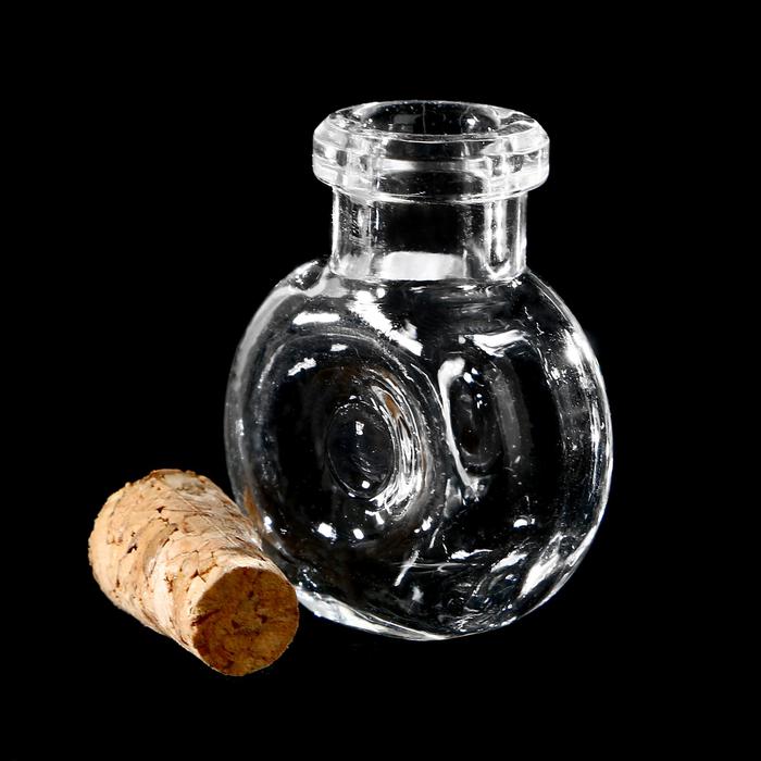 Стеклянная бутылка декоративная с пробкой "Хеннеси",20*25*6 мм  