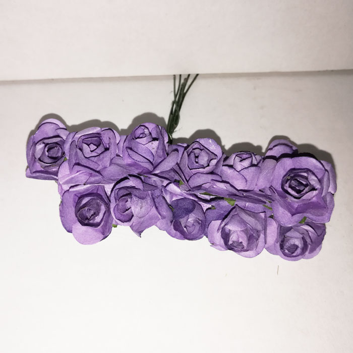 Букет бумажных роз сиреневого цвета ,размер цветка 1.5 см