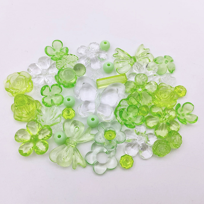 Набор бусин Beadia "Зеленый кристалл" 8-25 мм