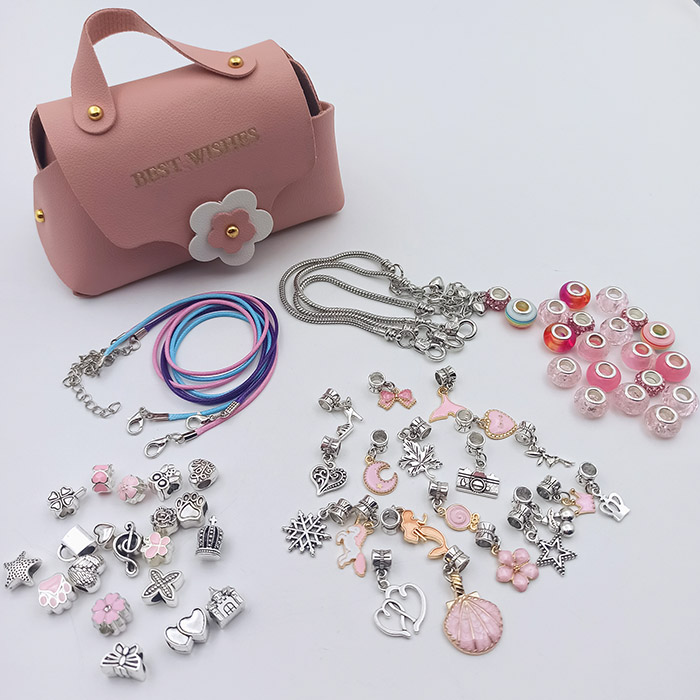 Набор для создания украшений Pandora "Розовая сумочка"