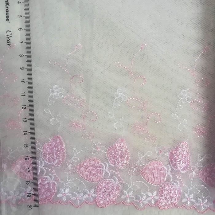 Кружево широкое на сетке белое с розовыми клубничками, ширина 20см, цена за 50 см    - 1
